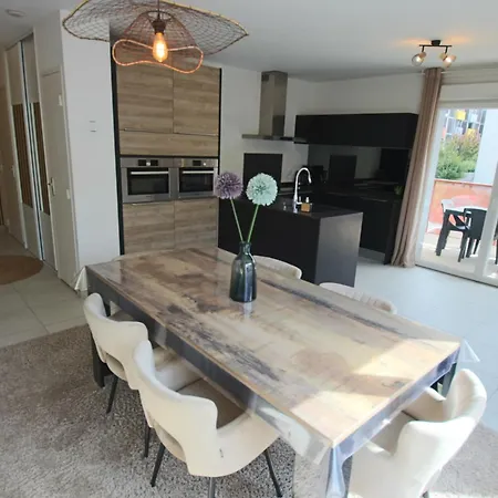 T3 75 M2 3 Chambres, Balcon, Aix Les Bains