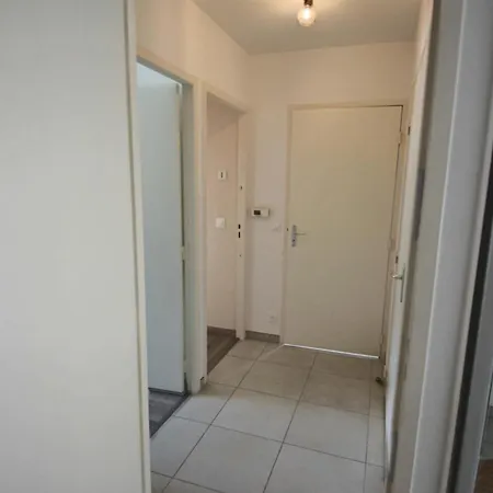 T3 75 M2 3 Chambres, Balcon, Aix Les Bains 公寓 艾克斯莱班