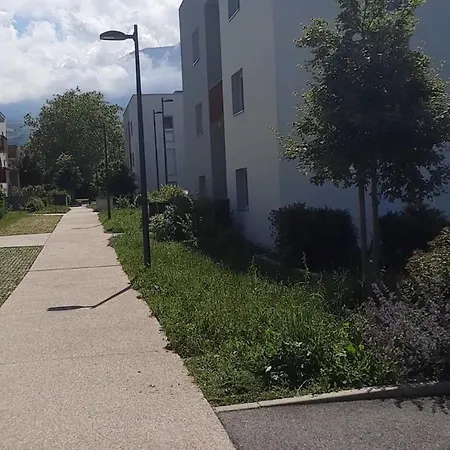 T3 75 M2 3 Chambres, Balcon, Aix Les Bains