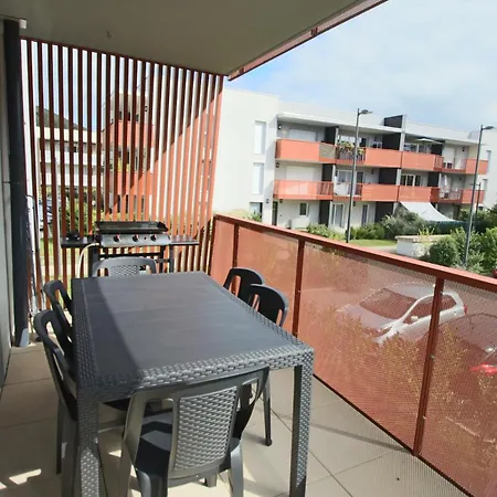 T3 75 M2 3 Chambres, Balcon, Aix Les Bains 公寓