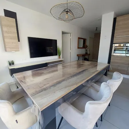 公寓 T3 75 M2 3 Chambres, Balcon, Aix Les Bains *