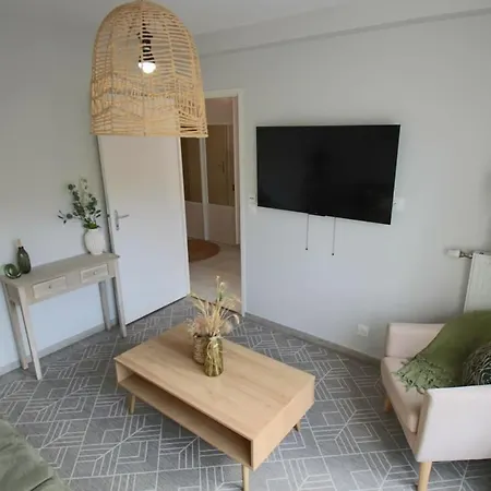 公寓 T3 75 M2 3 Chambres, Balcon, Aix Les Bains *